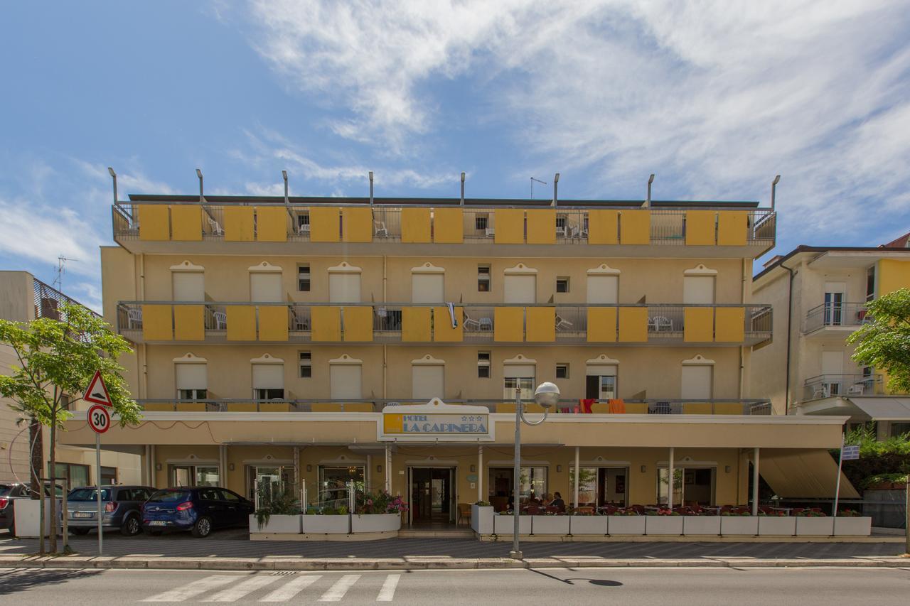 卡皮内拉酒店 贝拉里亚-伊贾马里纳 外观 照片